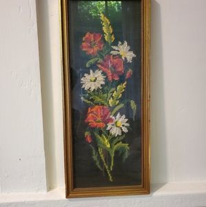 Vintage Floral Framed Embrodiery Pattern